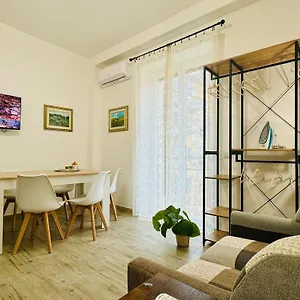  Appartamento Casa Flora