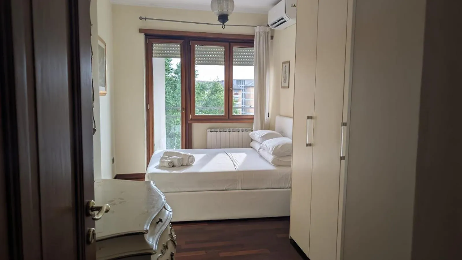Appia Nuova Lucrezia Apartment Roma